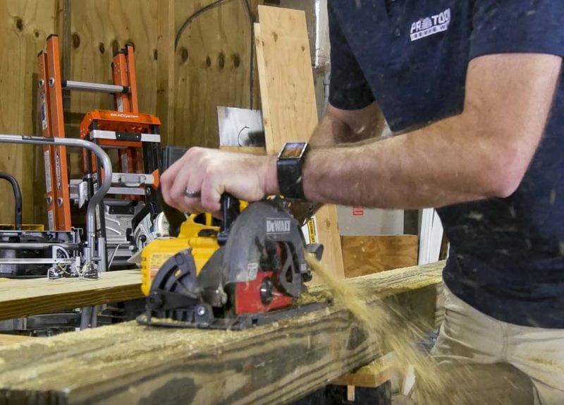 DeWalt FlexVolt Worm Drive Style Saw: A Cordless Worm Drive?