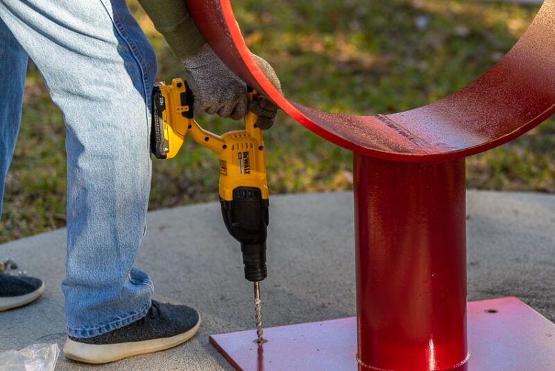 Most types of concrete anchors for larger fixtures require anchoring in place