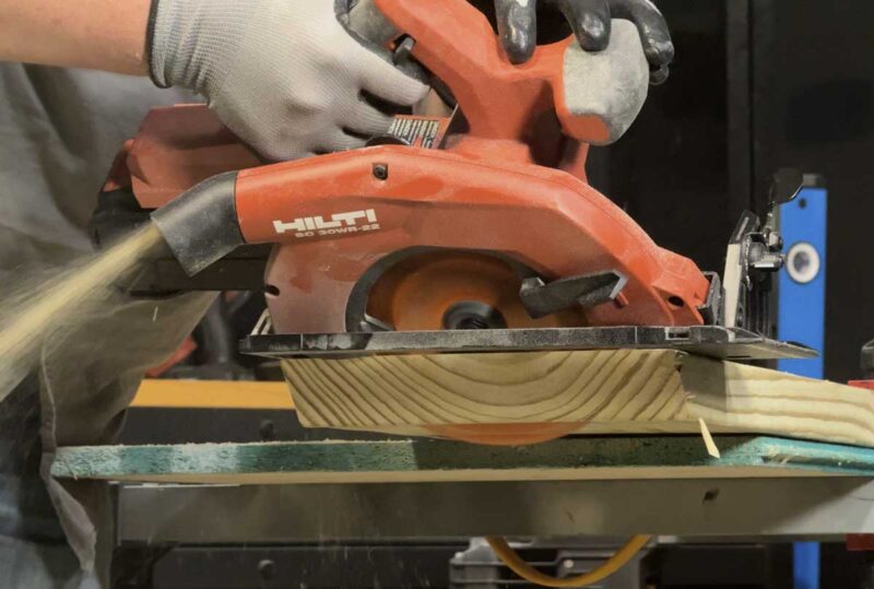 Hilti 22V Nuron circular saw bevel cut