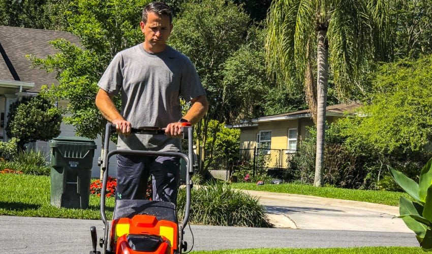 Husqvarna 40V Self-Propelled Lawn Mower