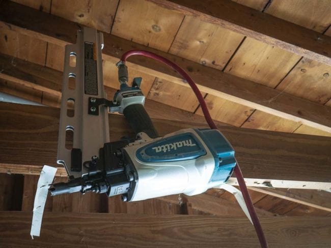 Makita AN924 nailer rafter hook