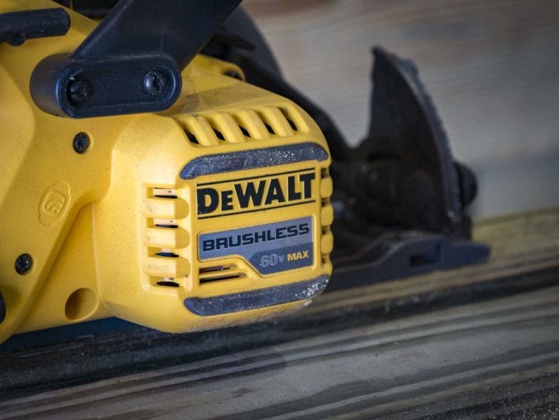 DeWalt FlexVolt Worm Drive Style Saw: A Cordless Worm Drive?