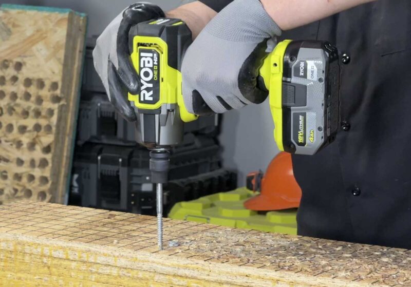 Ryobi P262 impact wrench