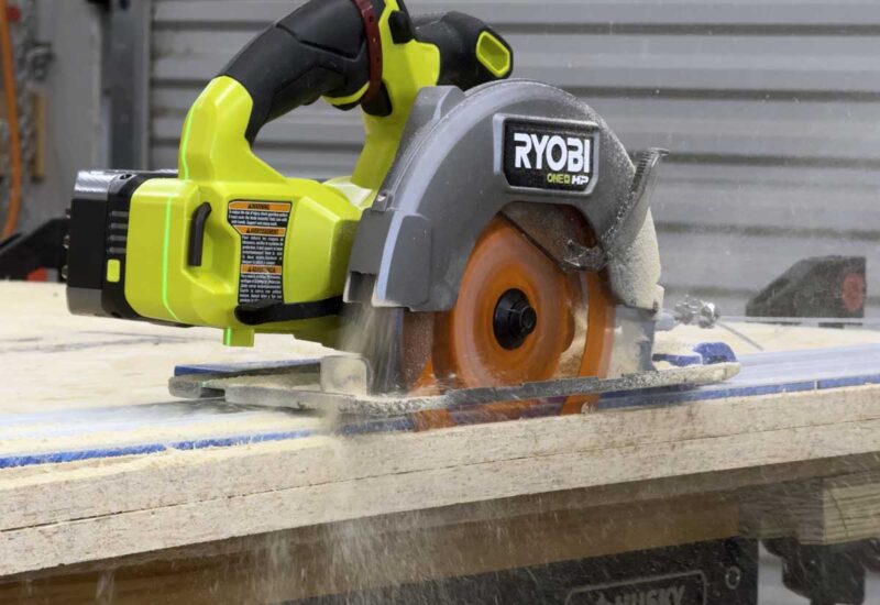 Ryobi PBLCS300 HP Brushless circular saw OSB rip cut