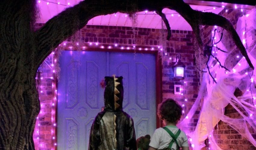 spooky halloween tree kids trick treat